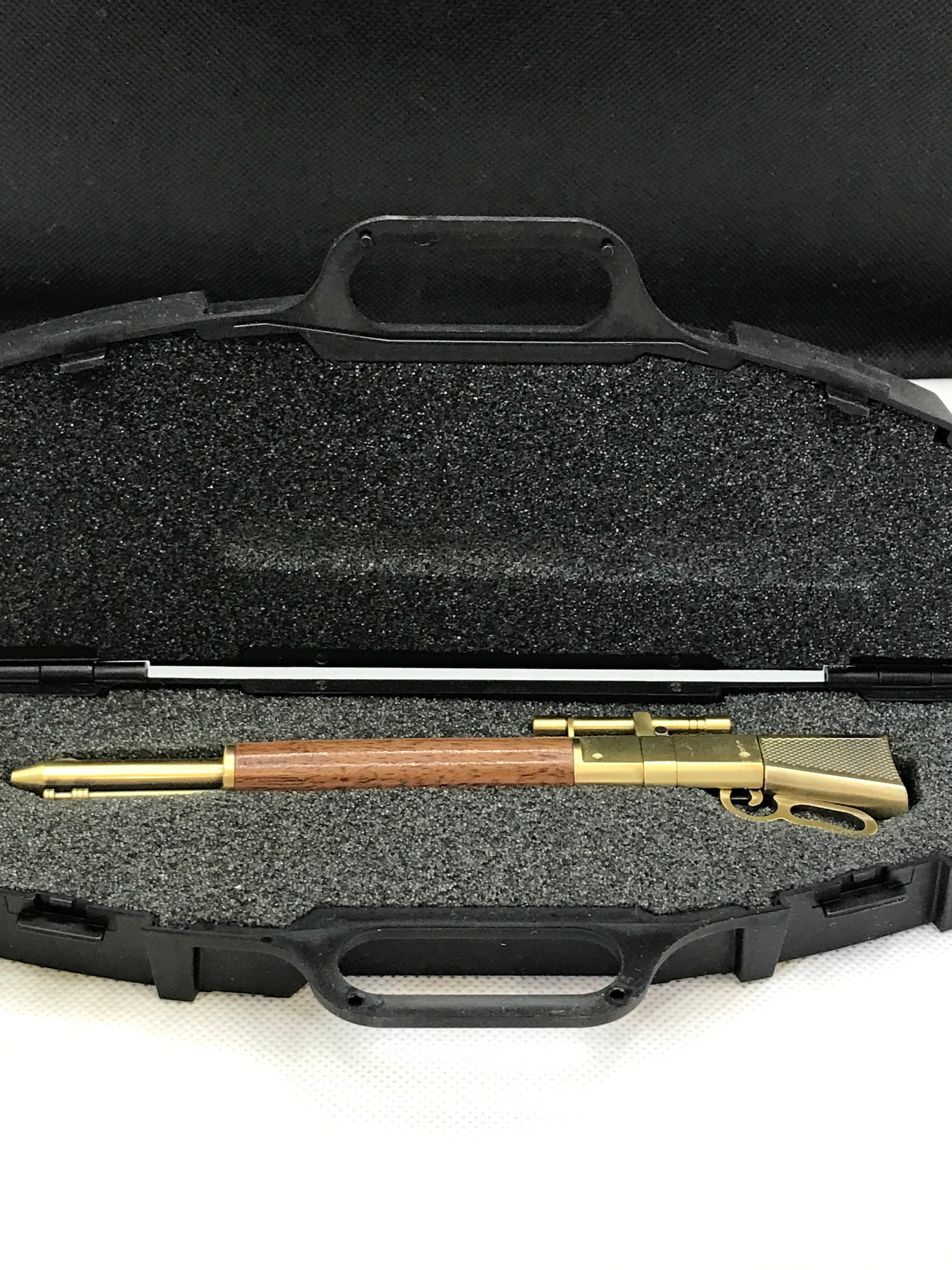 Lever action pen